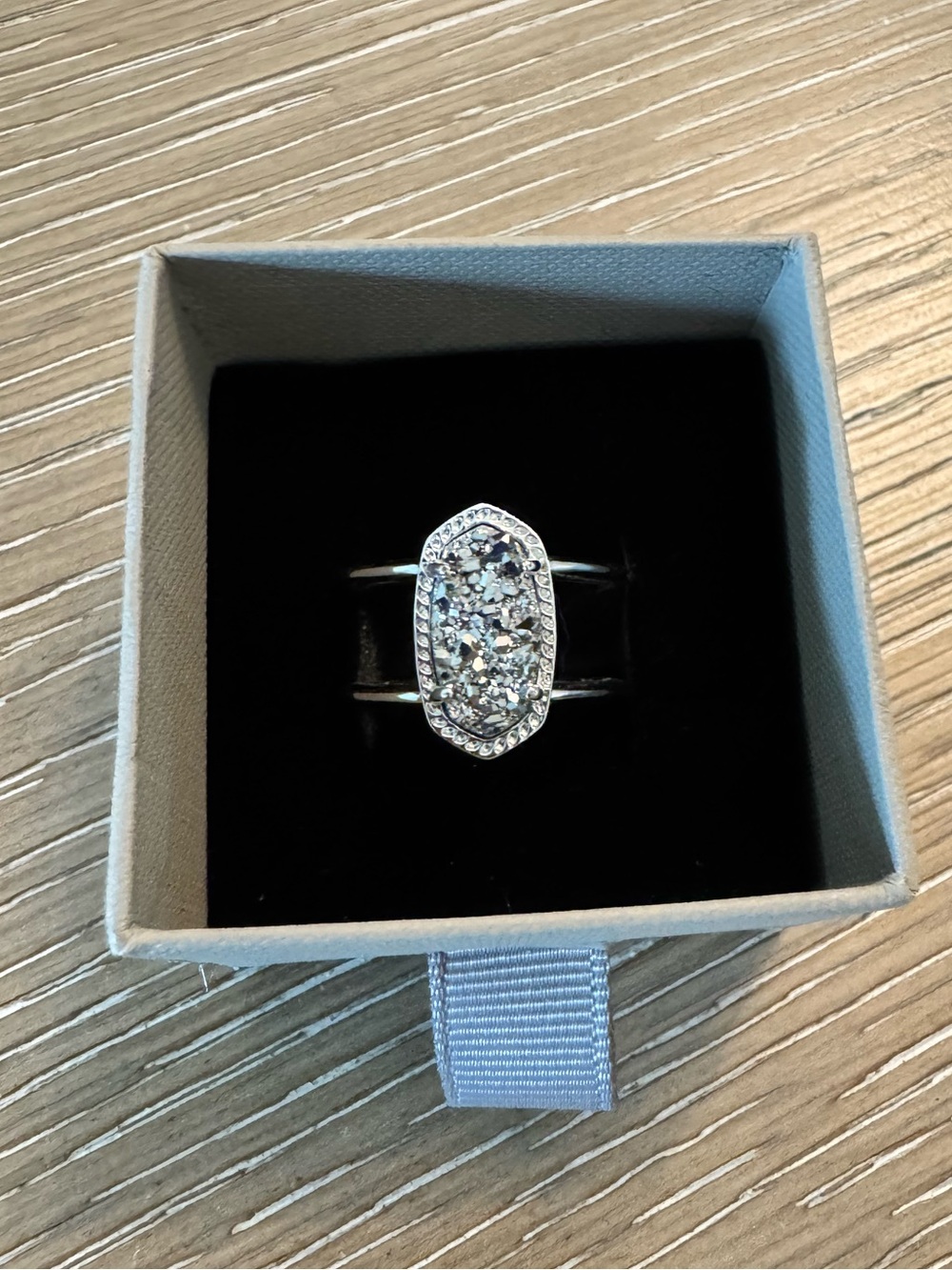 Kendra Scott Silver-Tone Pavé Oval Statement Ring